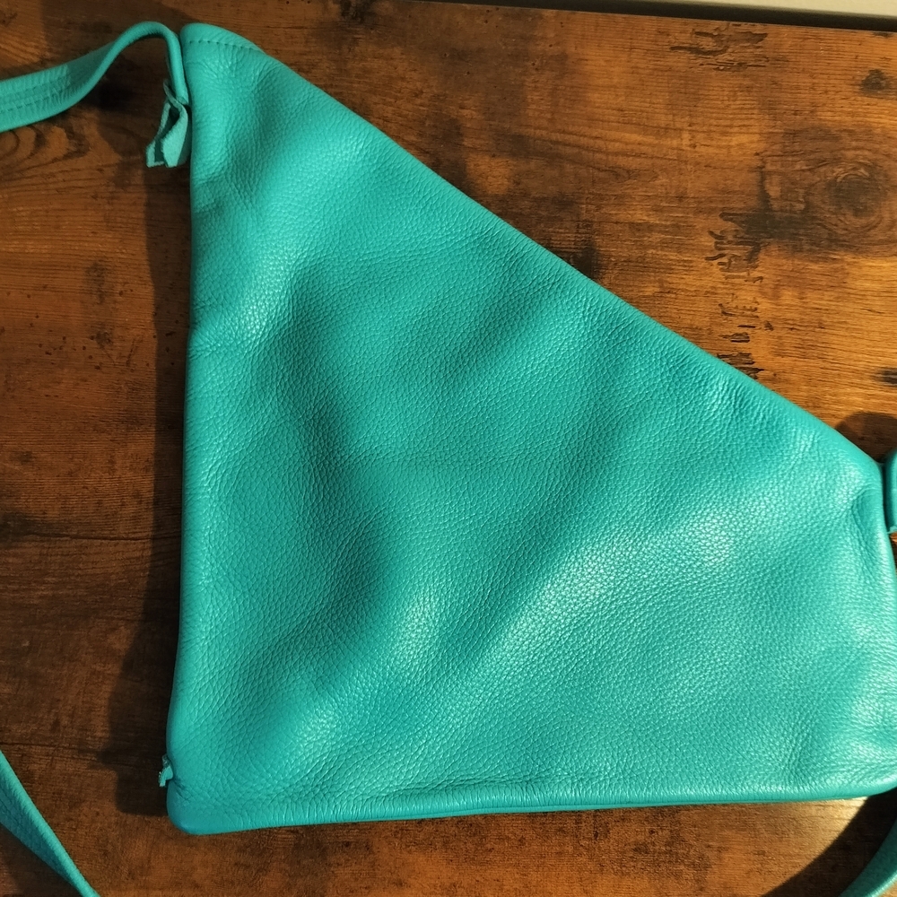 Chic Mint Shoulder Bag - Picture 6 of 12